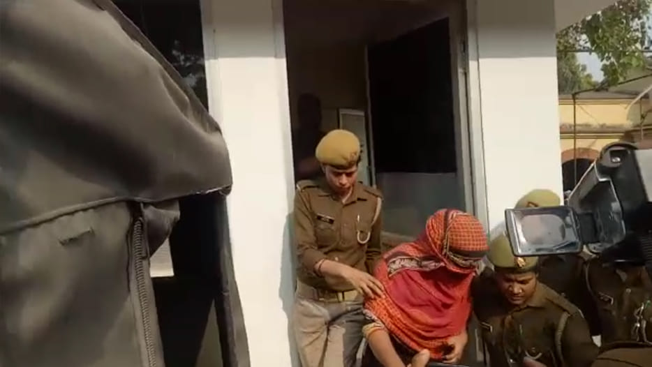 Gangrape in unnao in moving car