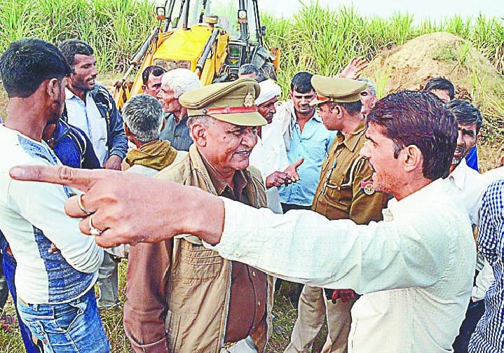 Baghpat Munna bajrangi murder case, action was not completed and questions were raised on police