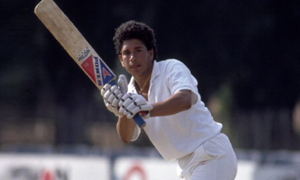Sachin tendulkar birthday celebration in varanasi