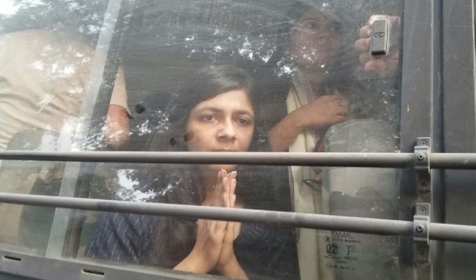 dcw chief sits on protest outside rajnath singh home after rape with 18 month old in delhi