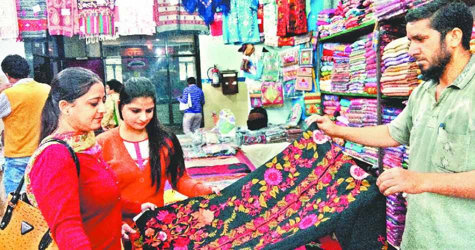 woollen wears exhibition at lajpat bhawan chandigarh