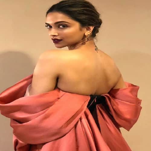 Bollywood actress Deepika Padukone spotted wearing backless dress 