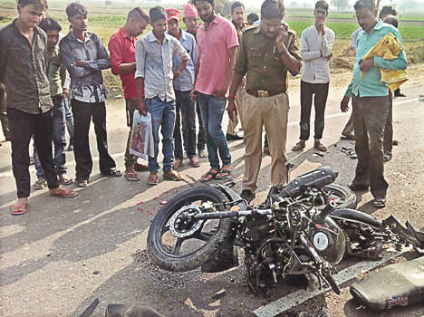 Tanker crushes two youths on bike, death
