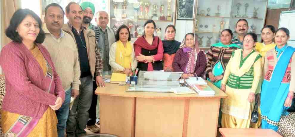 एसएमसी की बैठक में कई गतिविधियों पर चर्चा