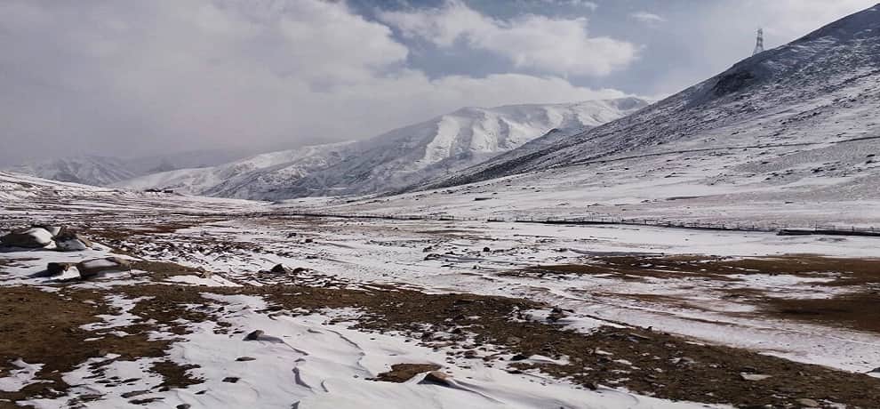 First Snowfall of the Season in jammu and kashmir