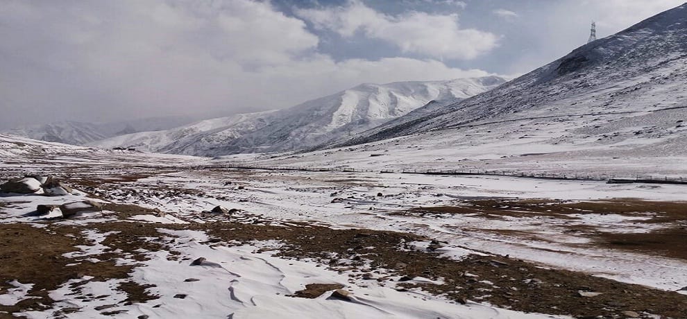 First Snowfall of the Season in jammu and kashmir