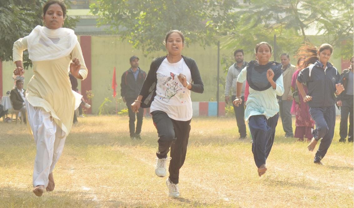 बैडमिंटन में पूजा, 400 मीटर दौड़ में रितु ने लहराया परचम