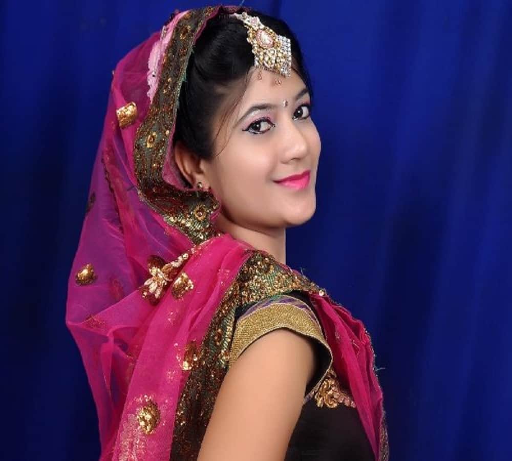 a jhansi girl baby imran looks like Hariyanvi dancer sapna chaudhary