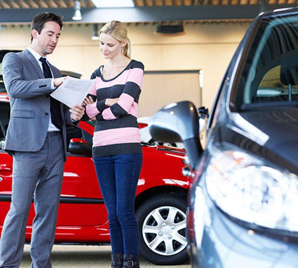 Best time to purchase a car: December or January 