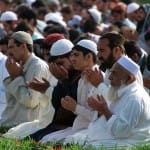 this is why do muslims face west direction when praying