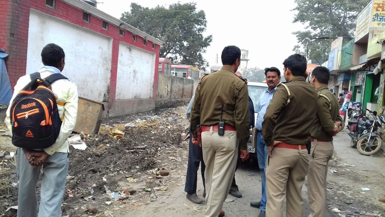 रोडवेज स्टाफ ने डग्गामार वाहनों को खदेड़ा