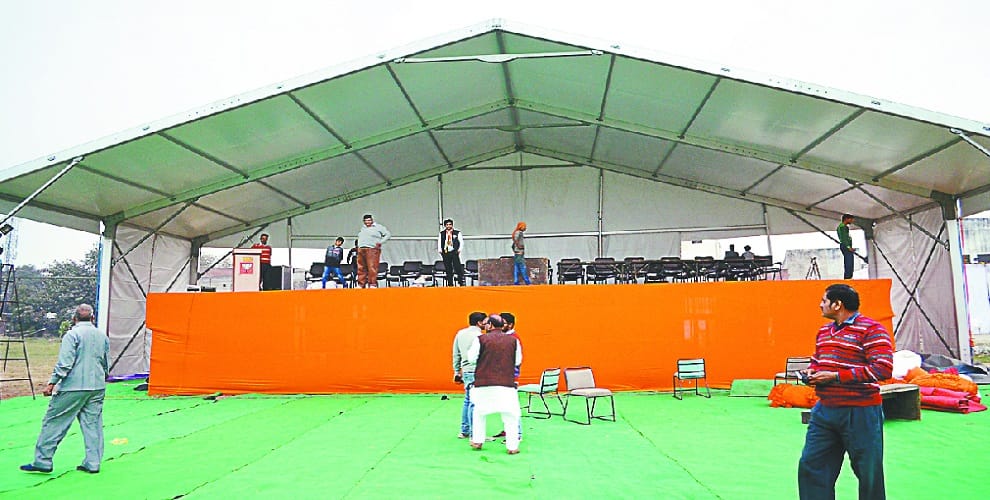 BJP leaders put dera in waiting for CM, yogi in need of election rally