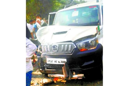 BJP MLA car trampled two in faizabad.