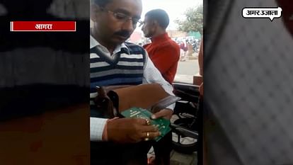 driver retund foreign women's bag in agra