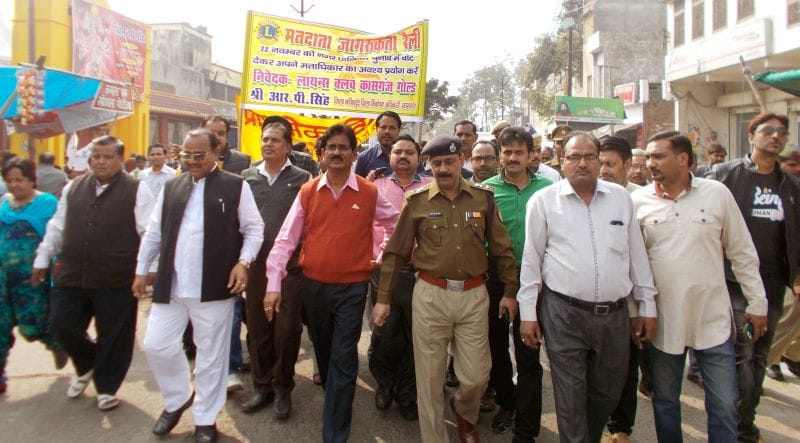 सबसे पहले मतदान करें, बाद में और कोई काम करें...