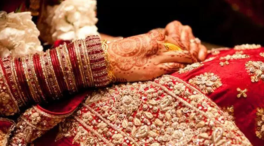 Bride took a big decision on wedding day, groom was drunk, bride returned procession