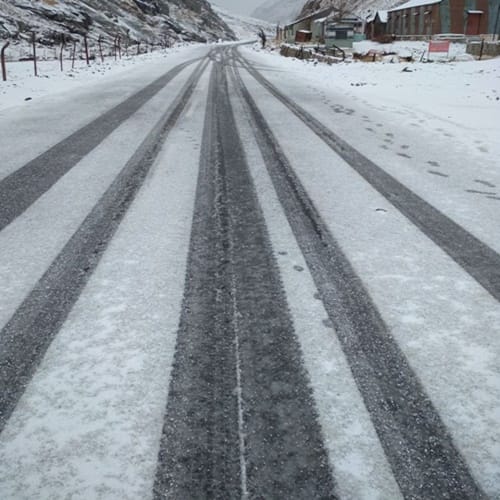 Jammu-Kashmir, himachal pradesh and uttarakhand experienced heavy snowfall, change climate  