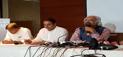 Sam Pitroda back to campaigning for Congress in Gujarat rahul gandhi and manmohan singh