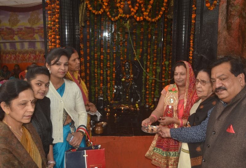 पितृ ऋण से मुक्ति दिलाती है शनि अमावस्या