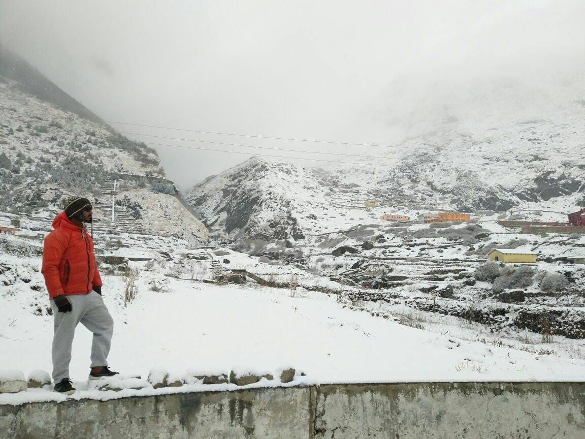 Snowfall in Badrinath and Yamunotri 2017