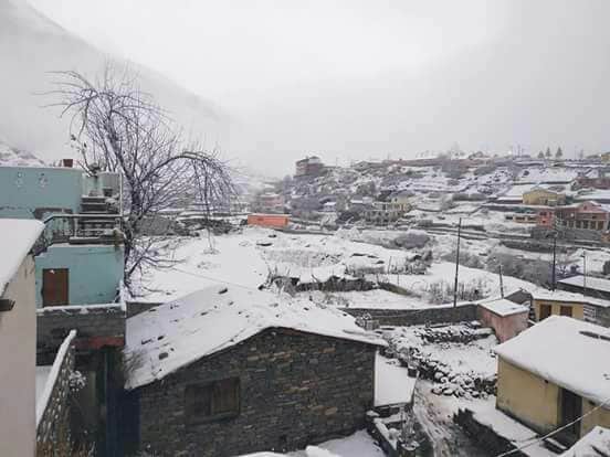 Snowfall in Badrinath and Yamunotri 2017