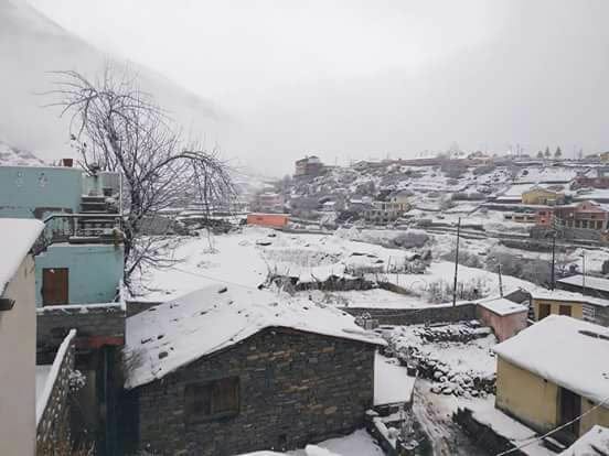 Snowfall in Badrinath and Yamunotri 2017