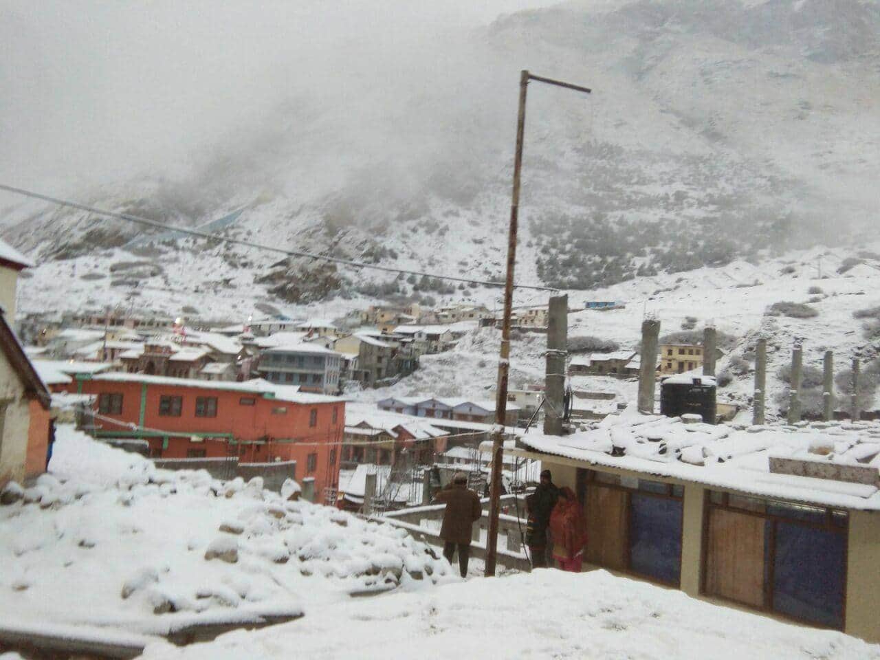 Snowfall in Badrinath and Yamunotri 2017