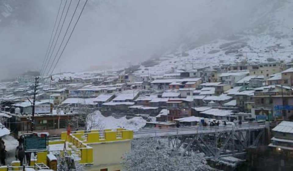 snowfall in uttarakhand badrinath, gangotri and yamunotri