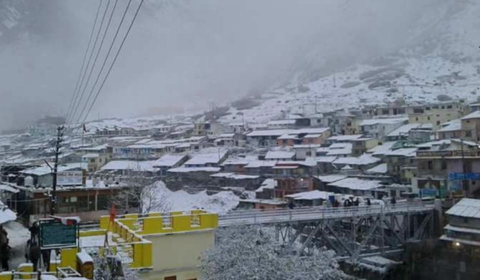  Snowfall in uttarakhand before chardham yatra 2018