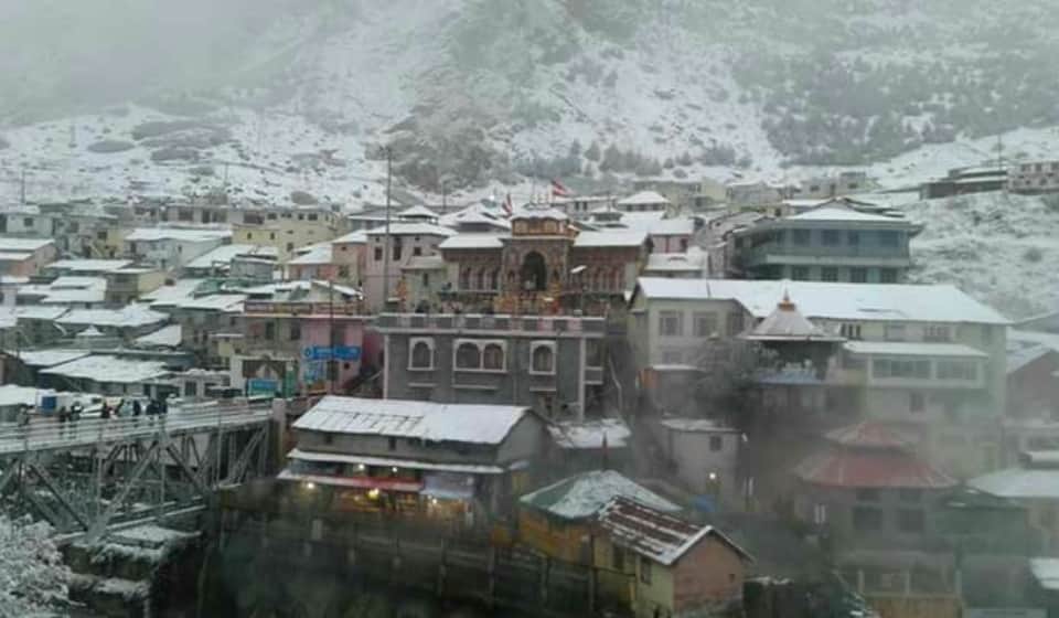 snowfall in uttarakhand badrinath, gangotri and yamunotri