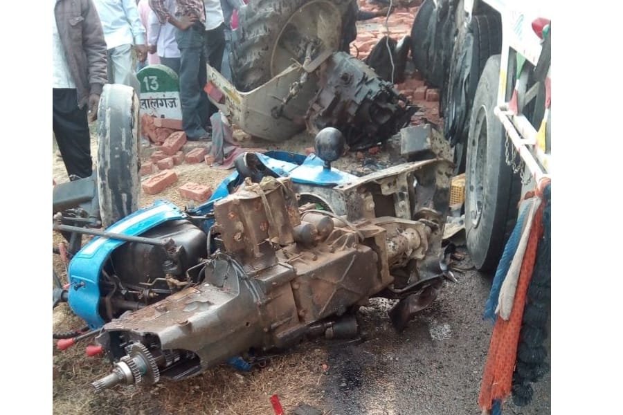 accident in sataon in raebareli.
