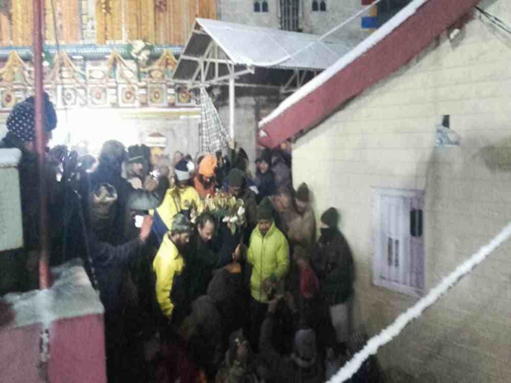 badrinath dham door closing ceremony 2017 photos