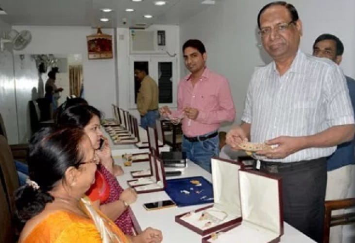 success story of patna biggest jeweler Chand Bihari Agrawal