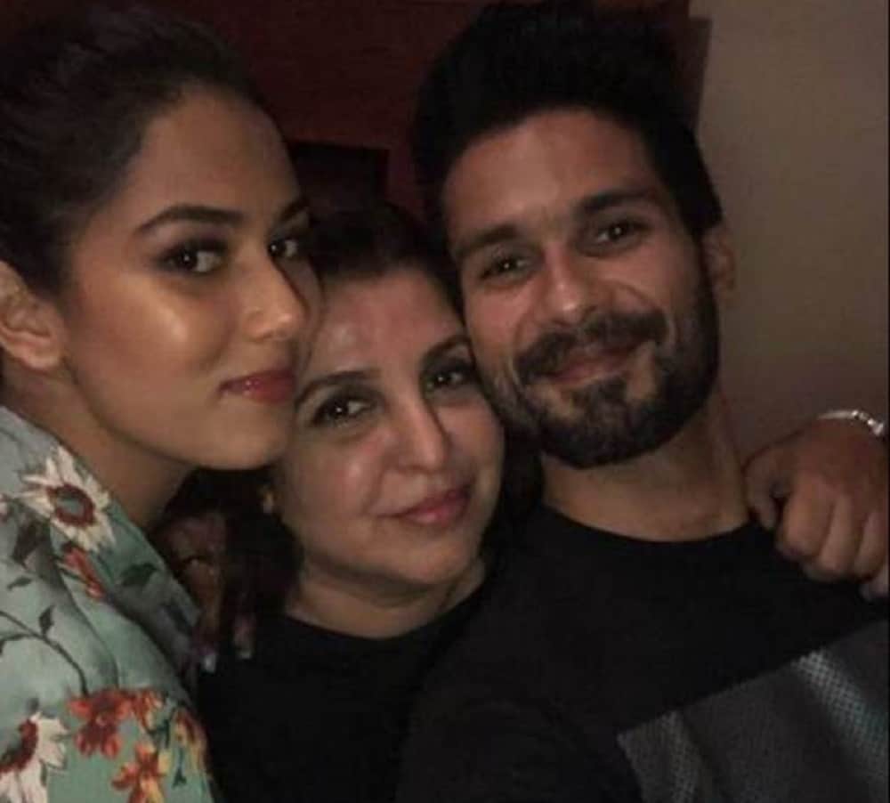 Ed Sheeran Party Picture With Bollywood Celebrities