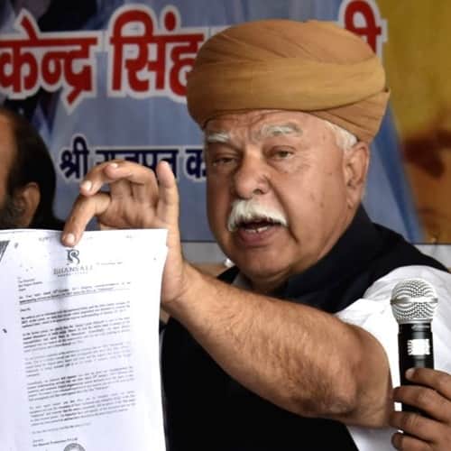 Shri Rajput Karni Sena’s chief gets a threat call from Pakistan for opposing Padmavati 