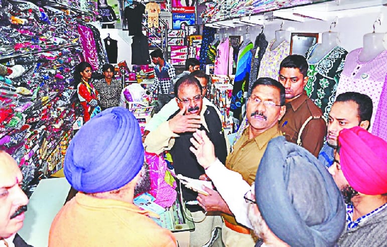 The police are sleeping, the 'burat' of the thieves roaming