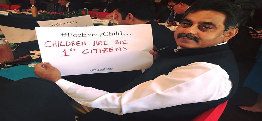 worlds childrens day Members of Parliament on Child Rights their association with Children UNICEF