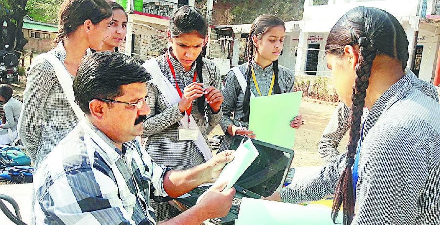 स्वयंसेवी बनाएंगे देश भक्ति से ओत-प्रोत ग्रीटिंग कार्ड