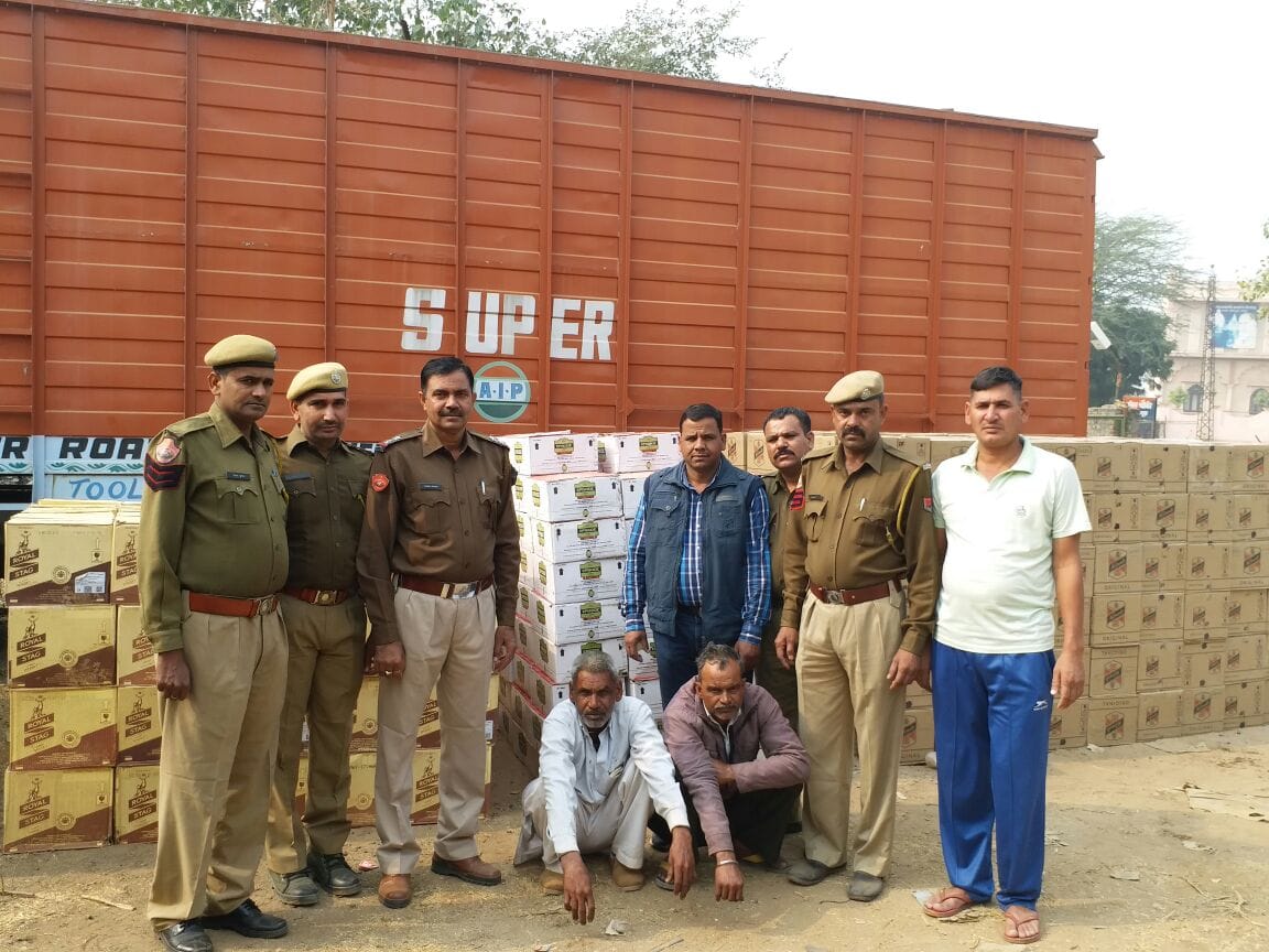  अवैध शराब के साथ गिरफ्त में तस्कर