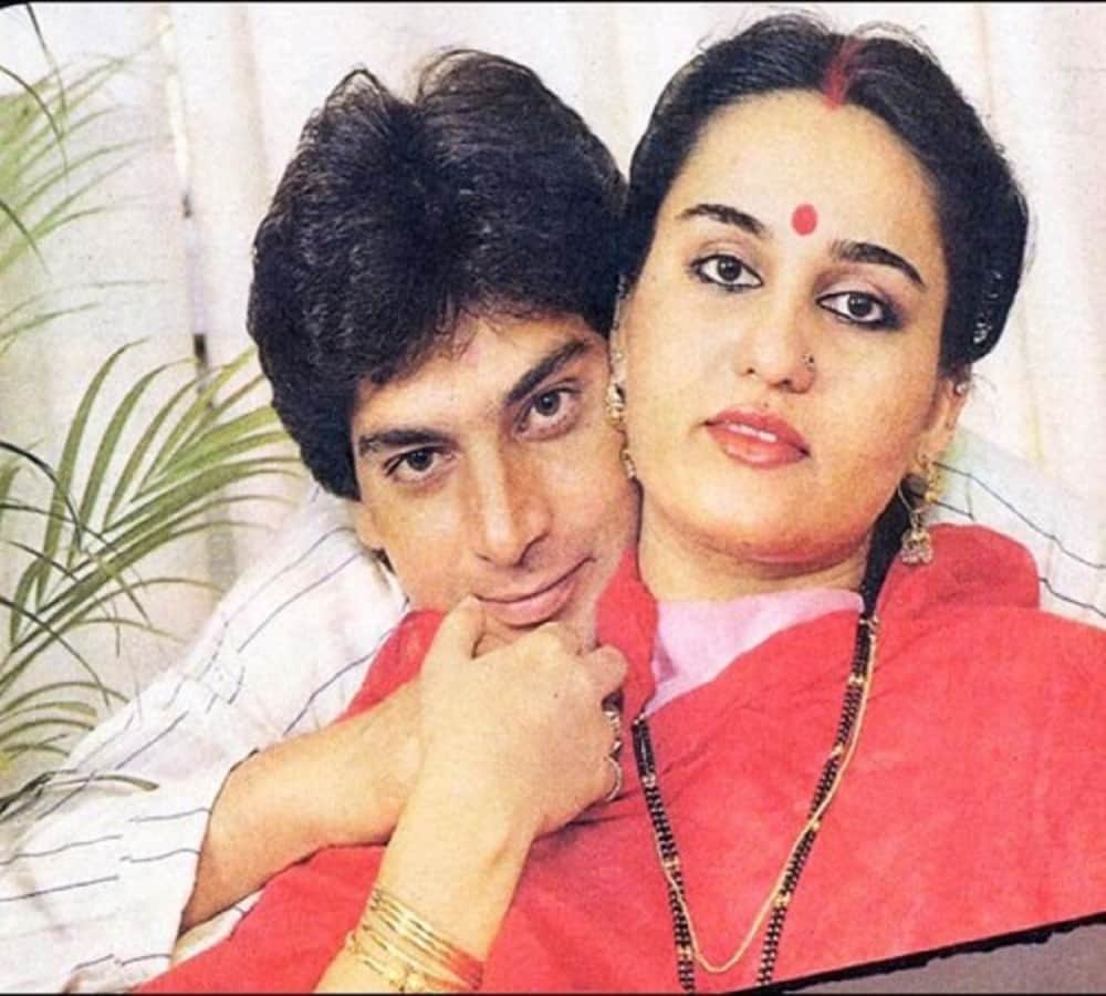 Pakistani Cricketers Who Fell In Love With Zeenat Aman And Sushmita Sen