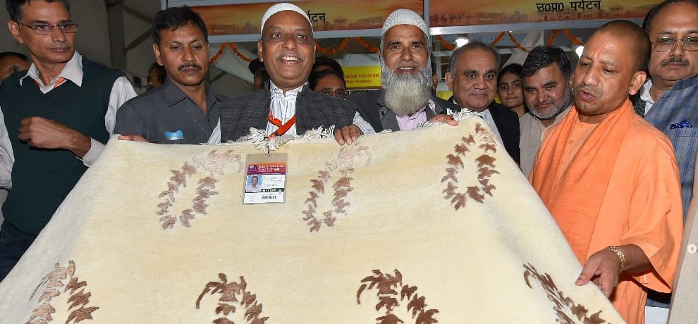 cm yogi adityanath reached international trade fair in up pavilion