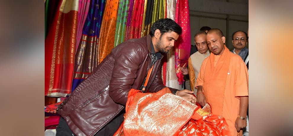 cm yogi adityanath reached international trade fair in up pavilion