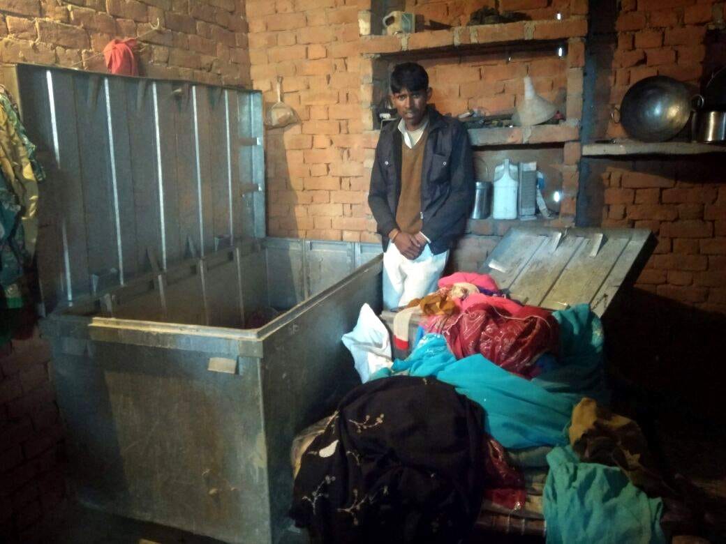 pariwar ko bandhak banakar dacaity