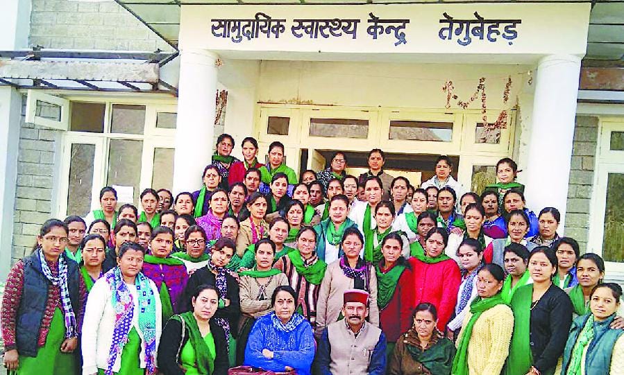 आशा वर्करों को दी शिशुओं के आहार की जानकारी
