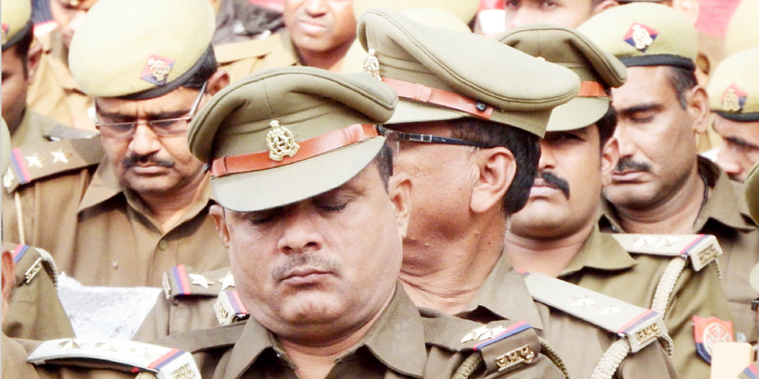 SP continued to speak and policemen slept