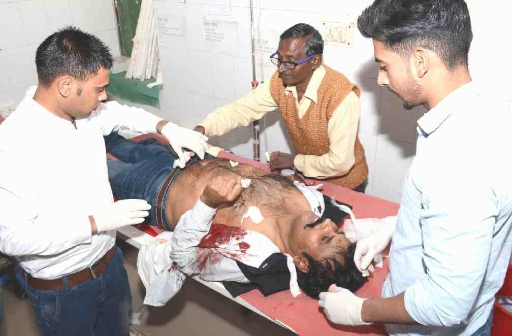  indian gangster bloody murder gang war firing in roorkee court