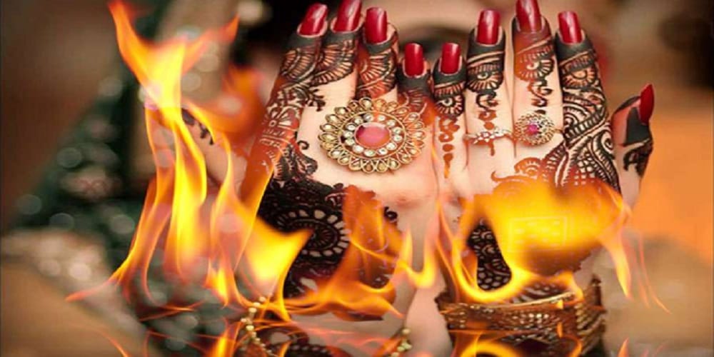 Women killed and body hide in dowry in ballia