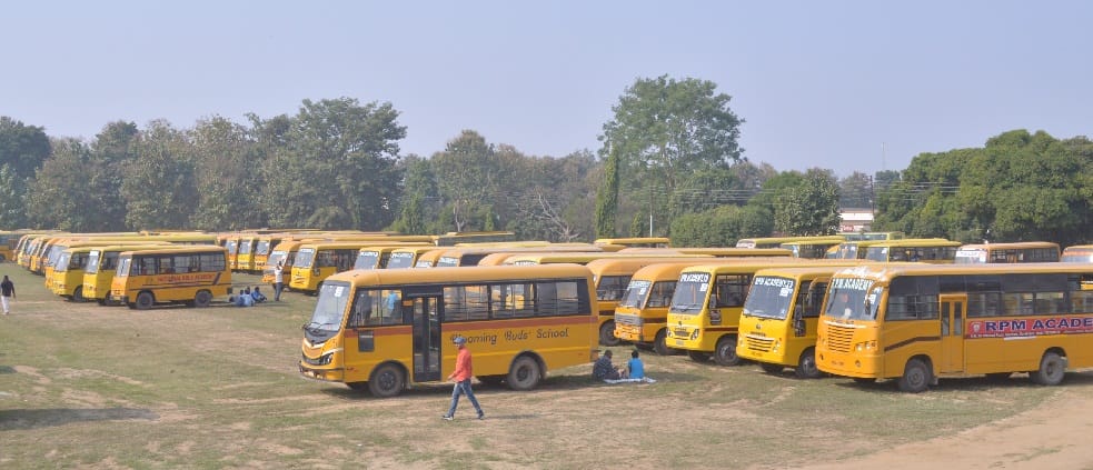 प्रचार थमा, आज बूथों पर पहुंचेगी पोलिंग पार्टियां