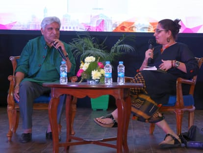 javed akhtar in lucknow litrature fest.