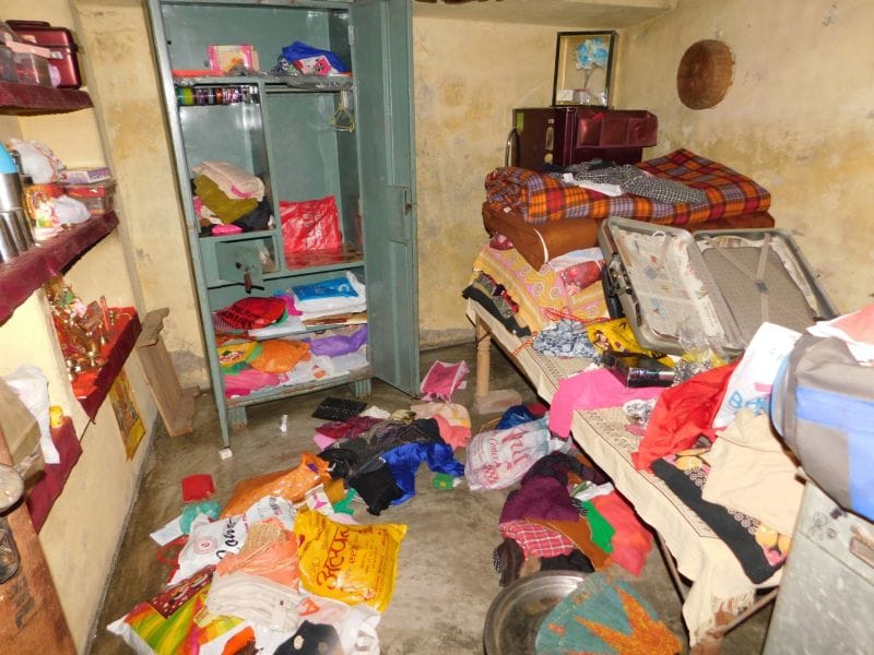 मकान के ताले तोड़ चोरी की घटना को दिया अंजाम